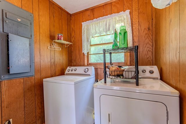 5011 SUNNY ACRES DR, Waynesboro, TN 38485