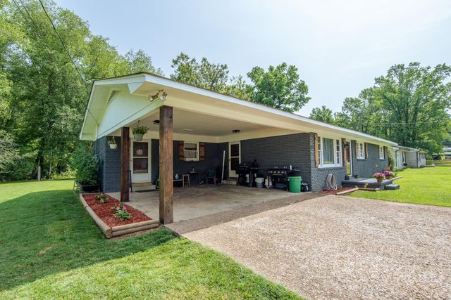 5011 SUNNY ACRES DR, Waynesboro, TN 38485