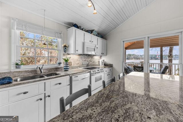 142 SE Dogwood Drive, Milledgeville, GA 31061