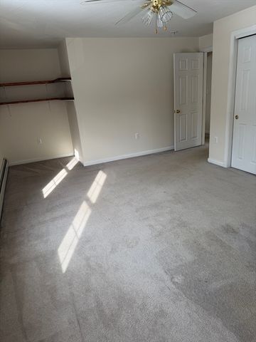 15 Glen Ave, Fitchburg, MA 01420