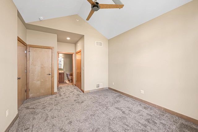 7513 W Tuckaway Pines CIRCLE, Franklin, WI 53132