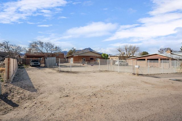 302 Fisher Avenue, Socorro, NM 87801