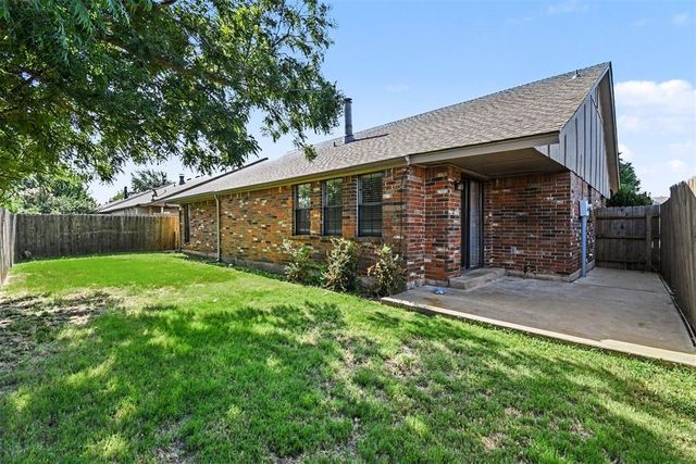 8225 NW 112th Terrace, Oklahoma City, OK 73162
