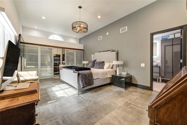 331 Gershwin Drive, Houston, TX 77079