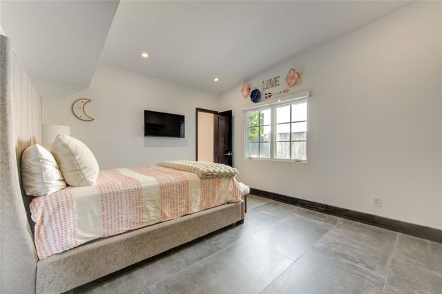 331 Gershwin Drive, Houston, TX 77079