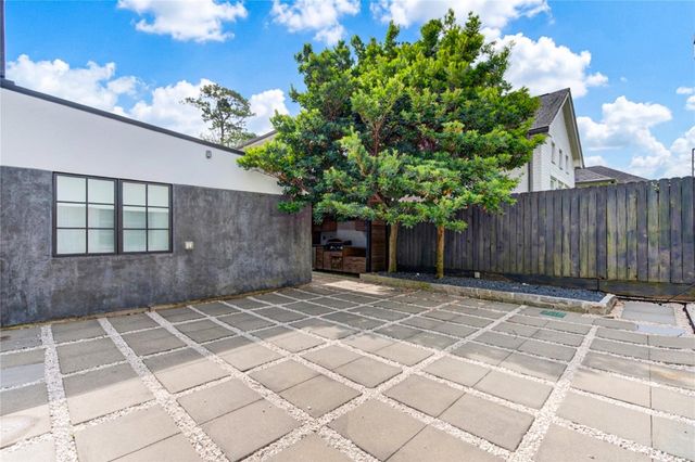 331 Gershwin Drive, Houston, TX 77079