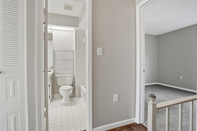 6258 OAK CLUSTER CIR, Tampa, FL 33634