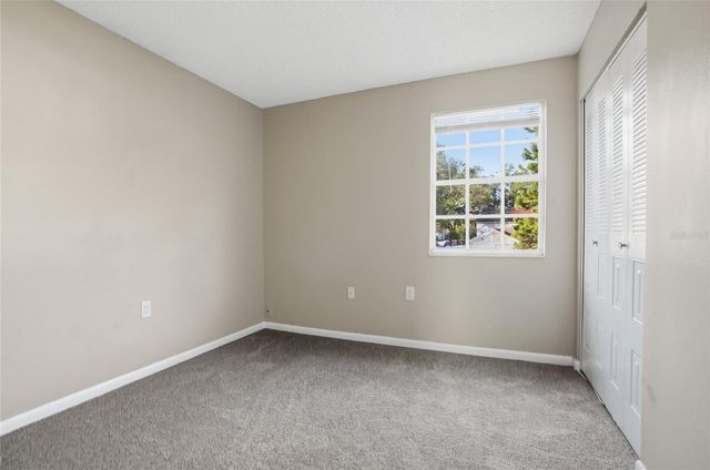 6258 OAK CLUSTER CIR, Tampa, FL 33634