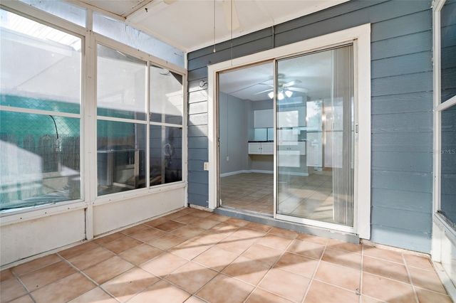 6258 OAK CLUSTER CIR, Tampa, FL 33634