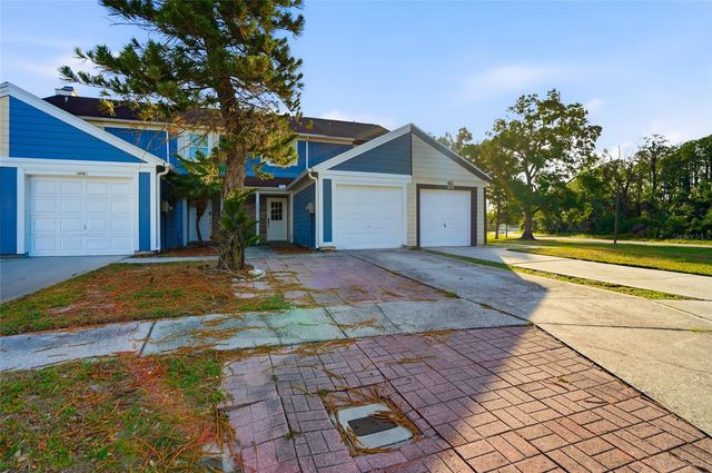 6258 OAK CLUSTER CIR, Tampa, FL 33634