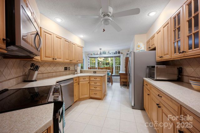 140 Quiet Cove Road, Mooresville, NC 28117