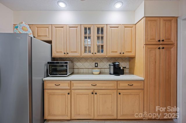 140 Quiet Cove Road, Mooresville, NC 28117