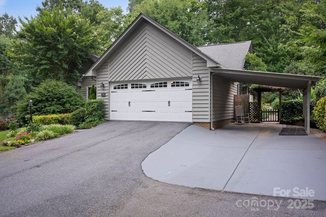 140 Quiet Cove Road, Mooresville, NC 28117