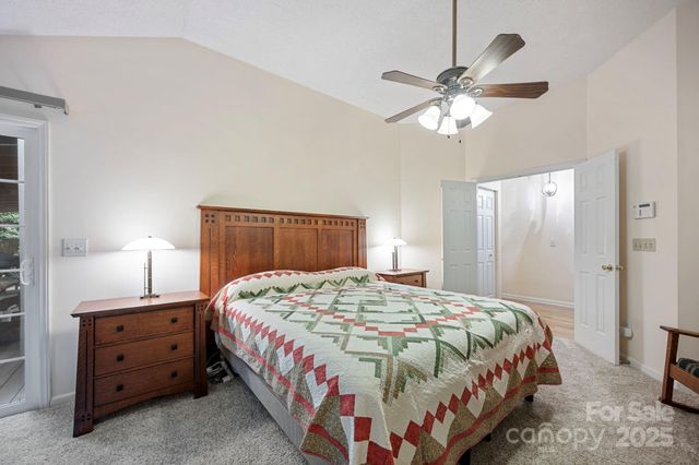 140 Quiet Cove Road, Mooresville, NC 28117