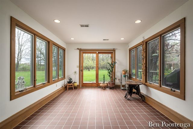 10299 Fisk Road, Belding, MI 48809