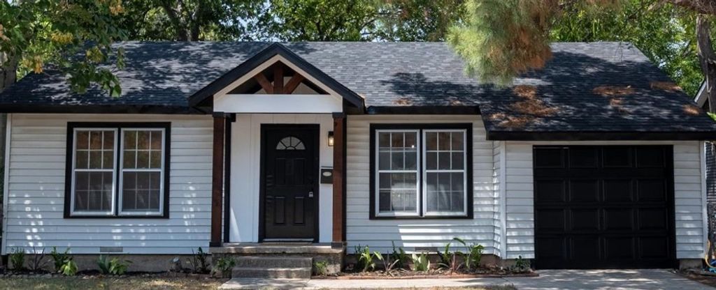 2716 Frazier Avenue, Fort Worth, TX 76110