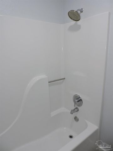 526 Briarwood Dr, Pensacola, FL 32506