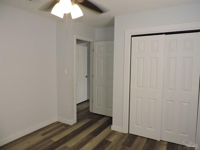 526 Briarwood Dr, Pensacola, FL 32506