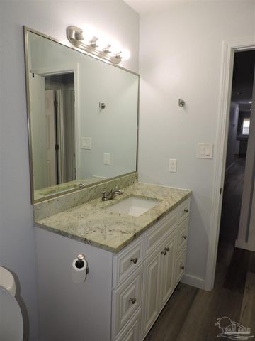 526 Briarwood Dr, Pensacola, FL 32506