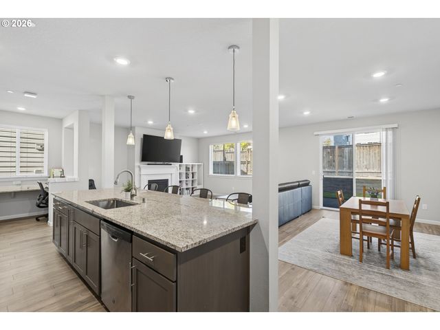 6417 N 87TH Ct, Camas, WA 98607