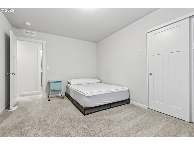 6417 N 87TH Ct, Camas, WA 98607