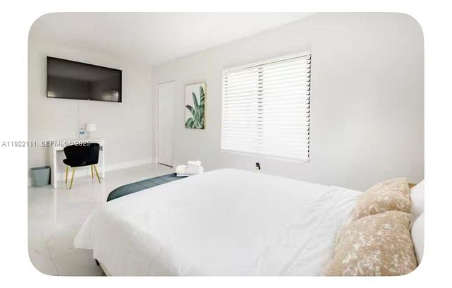 1301 NW 99th St A, Miami, FL 33147