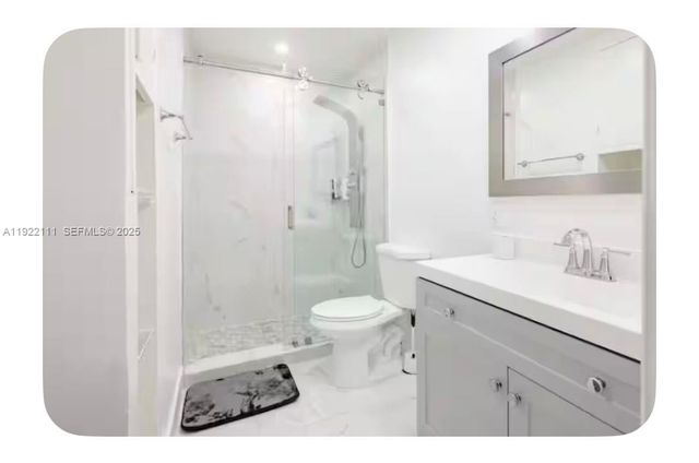 1301 NW 99th St A, Miami, FL 33147