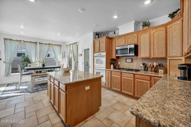 420 Chianti Way, Dayton, NV 89403