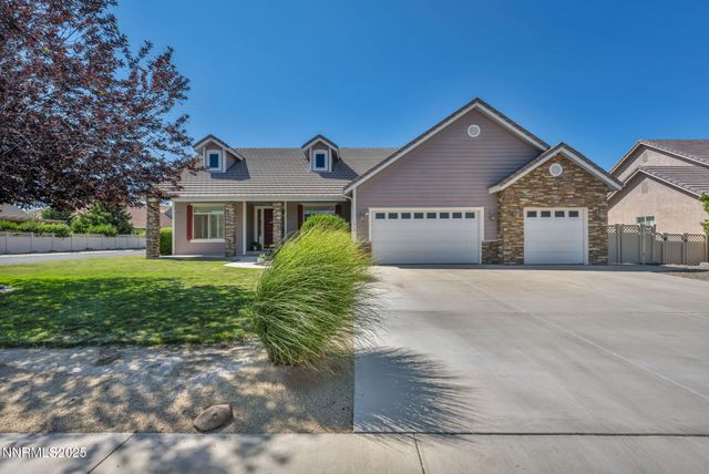 420 Chianti Way, Dayton, NV 89403