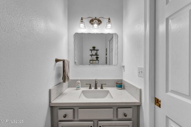 420 Chianti Way, Dayton, NV 89403