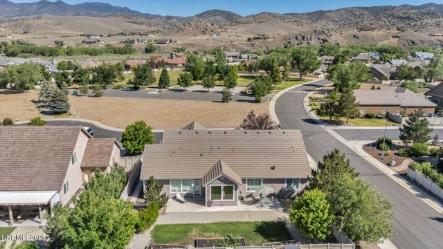 420 Chianti Way, Dayton, NV 89403