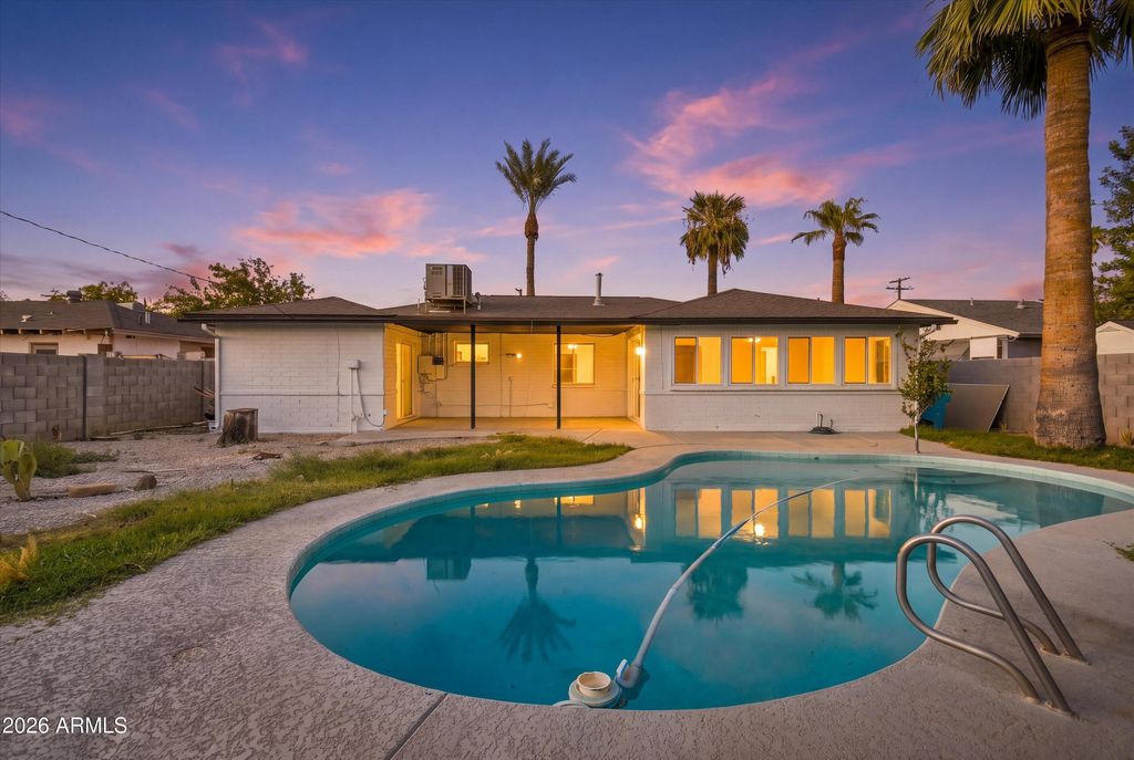 717 W GEORGIA Avenue, Phoenix, AZ 85013 — photo 4
