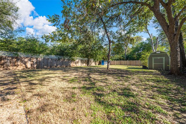 3100 Colonial Avenue, Waco, TX 76707