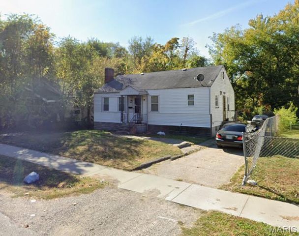 1421 N 53rd Street, East St Louis, IL 62204