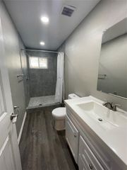 2148 Brookfield Avenue, Dallas, TX 75235