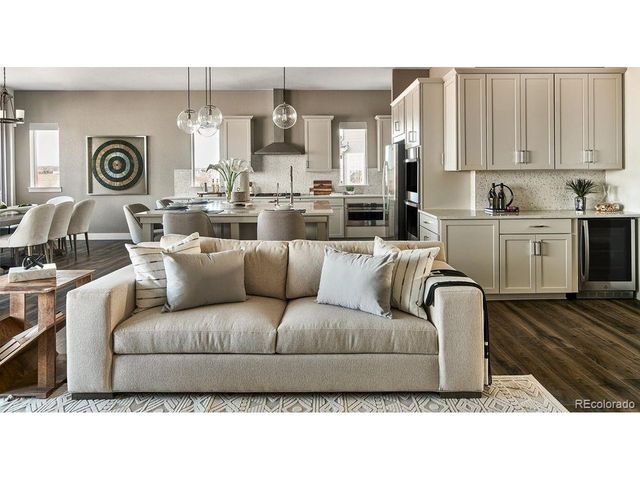 16516 W 93rd Pl, Arvada, CO 80007