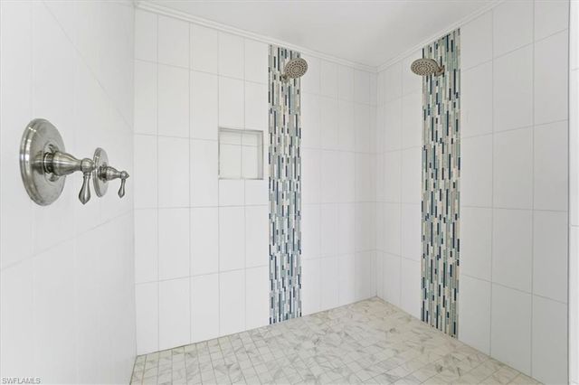 4635 Rockwood CIR, North Fort Myers, FL 33903