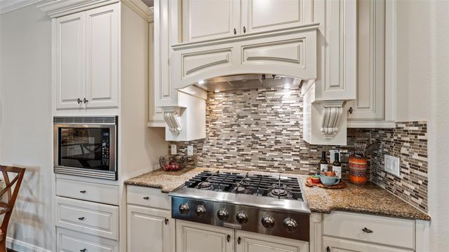 13522 Carrill Bend Lane, Tomball, TX 77377