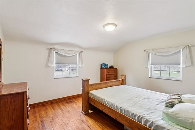 5404 Peach Dr, Richland, PA 15044