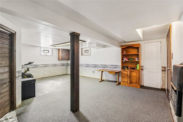 5404 Peach Dr, Richland, PA 15044