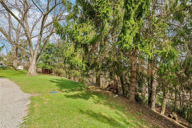 5404 Peach Dr, Richland, PA 15044