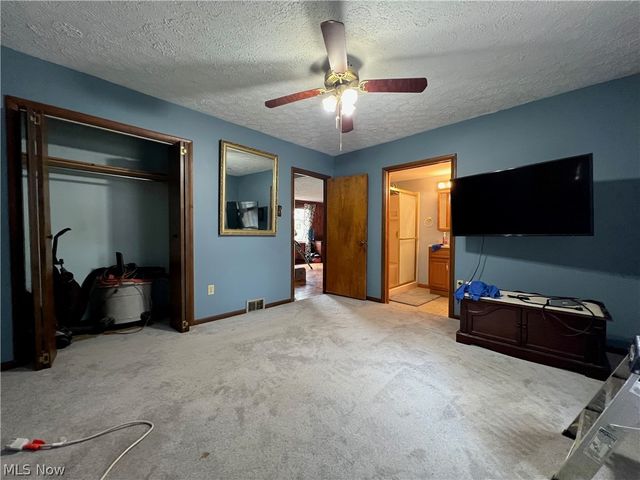 241 Parker Lane, Tallmadge, OH 44278