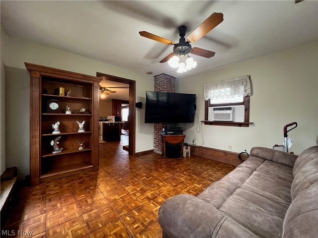 241 Parker Lane, Tallmadge, OH 44278