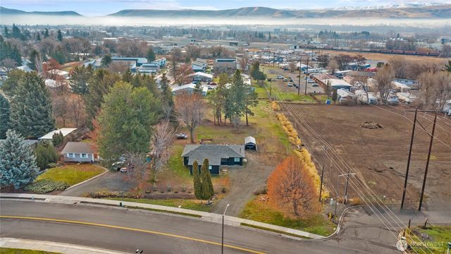 806 W 15th Avenue, Ellensburg, WA 98926