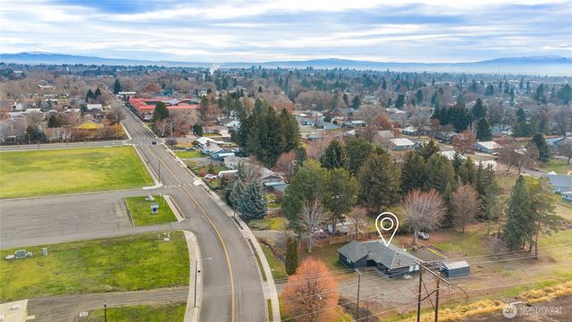806 W 15th Avenue, Ellensburg, WA 98926