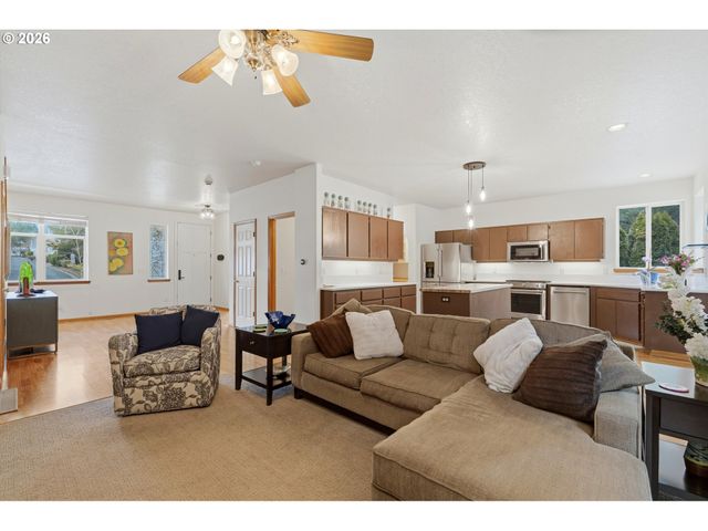 7731 Sw THORNTON Dr, Wilsonville, OR 97070