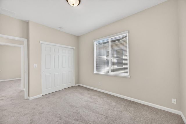 561 Greg Thatch Cir, Sacramento, CA 95835