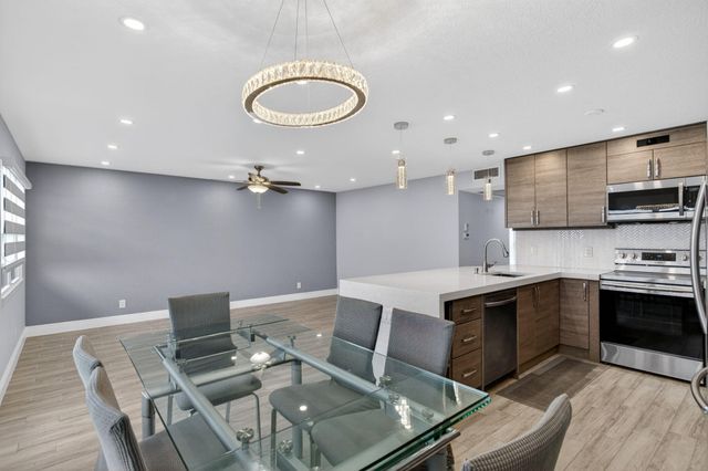 446 Richmond F, Deerfield Beach, FL 33442