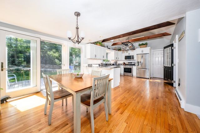 73 Desert Sands Ln, Yarmouth, MA 02675