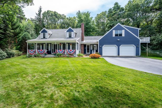 73 Desert Sands Ln, Yarmouth, MA 02675